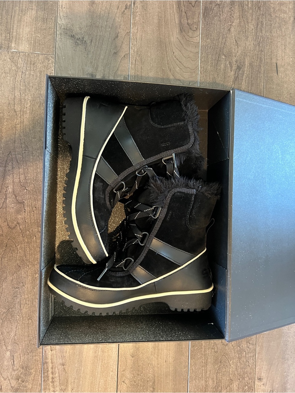 Sorel Black Faux-Fur Lace-Up Winter Boots (J.crew edition)